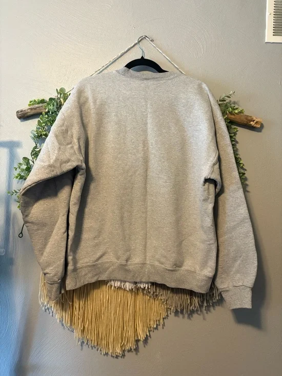 Girl Tribe Co Gray Embroidered Graphic Crewneck Sweatshirt - Picture 3 of 3